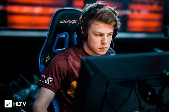 S11世界赛队伍数据统计：T1场均用时最长，LCK视野恐怖