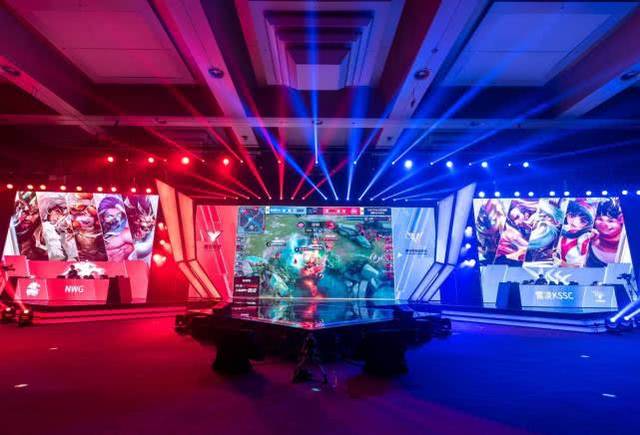 前UP中单小草包发文讨薪：UP欠我20W，发了律师函还一直拉扯我