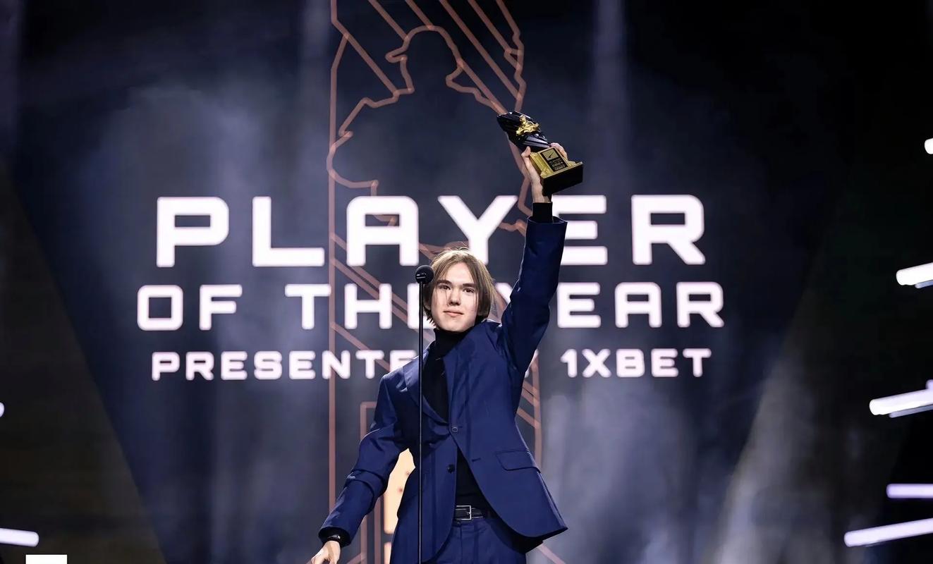 韩网S13队伍排名：JDG、GEN、LNG、BLG、T1位列前五 WBG第七